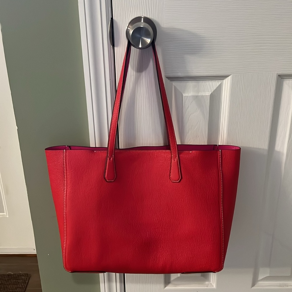 Authentic Tory Burch Phoebe Perry Reversible Tote - Picture 2 of 16